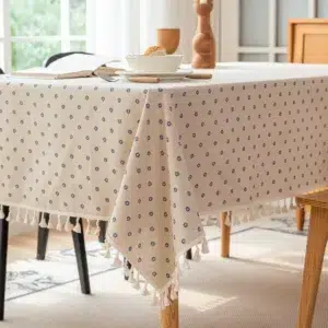 nappe tissu beige avec motifs fleurs bleues