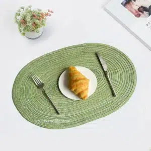 SET A TABLE vert ovale