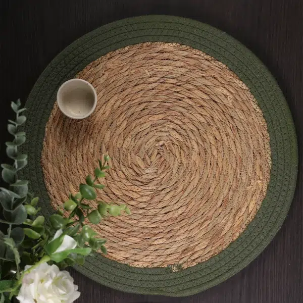 Set de table en paille naturelle