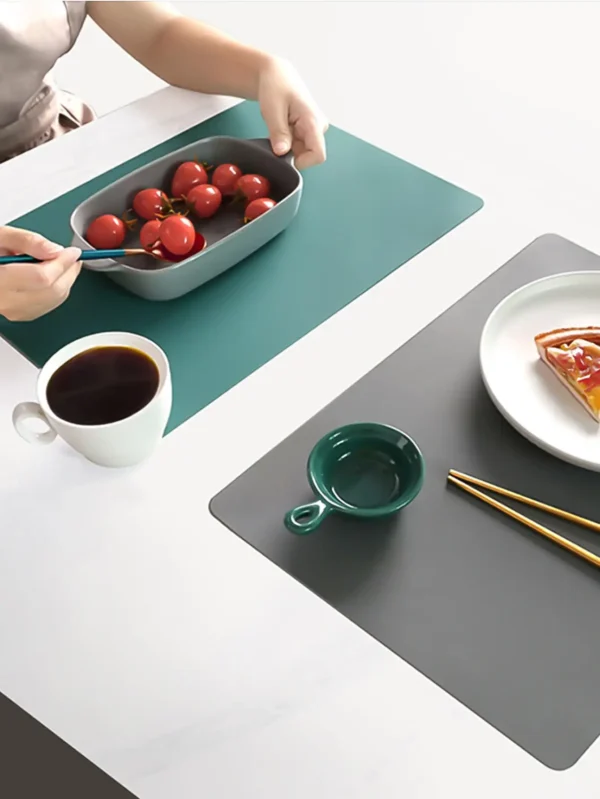 SET A TABLE silicone gris foncé